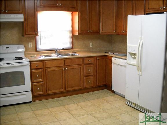 5th image of 138 Varnedoe Ave