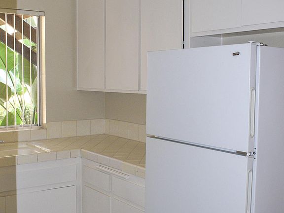 5th image of 4561 Utah St APT 9