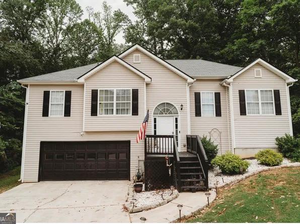 228 Hunt Club Cir, Temple, GA 30179