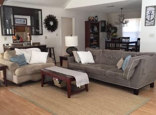 7810 Maui Ct, Diamondhead, MS 39525