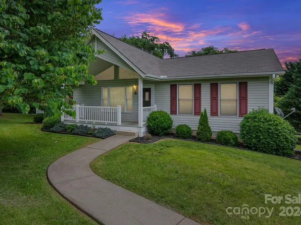 8 Ryan Ln, Weaverville, NC 28787