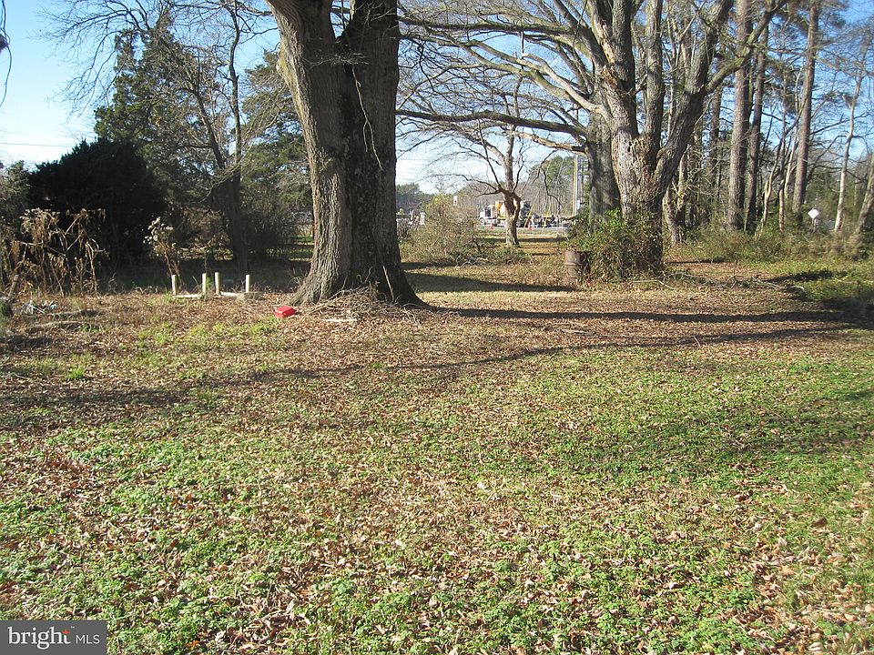 2nd image of 18707 Gravel Hill Rd