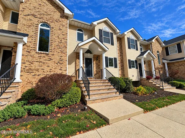 83 Agostina Dr, Holmdel, NJ 07733