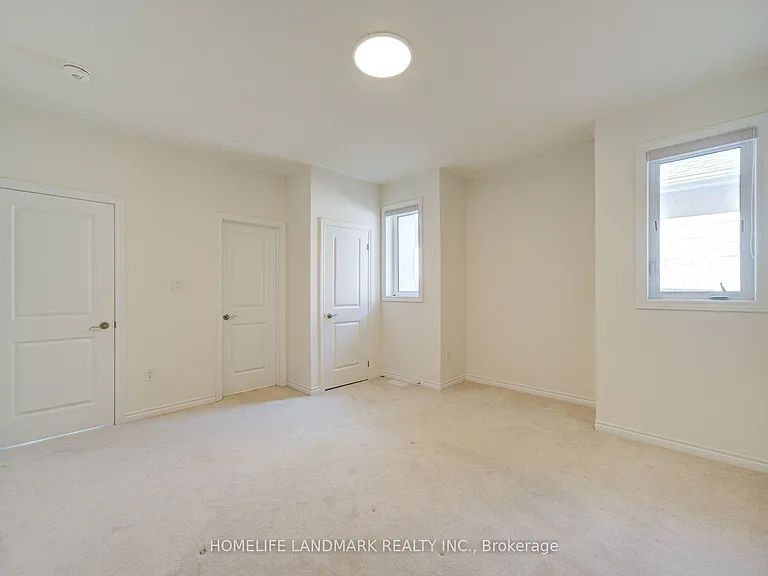 18 Kenneth Ross Bnd — Photo 41