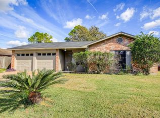 5041 E Ridge Creek Dr, Houston, TX 77053