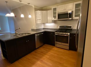 286 Main St #2B, Woburn, MA 01801