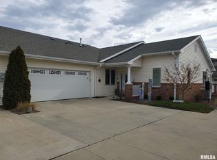 3414 Pinyon Dr, Springfield, IL 62711