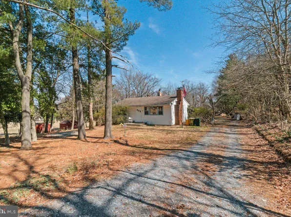 7033 Bembe Beach Rd, Annapolis, MD 21403