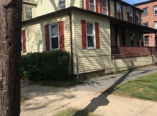 1 Bay View Ave #1, Bristol, RI 02809