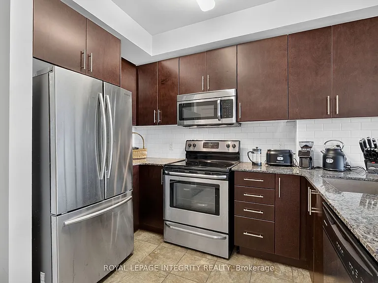 242 Rideau St #2505 — Photo 30