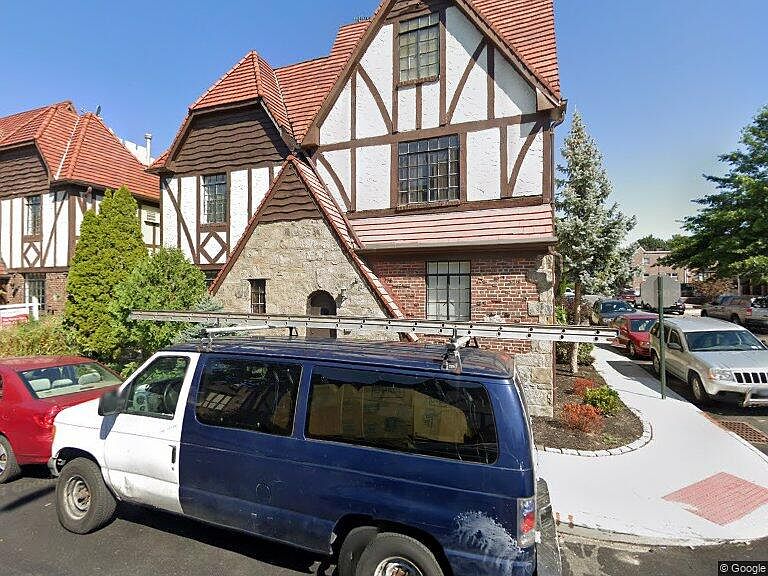 1st image of 18941 37th Ave Floor 1
