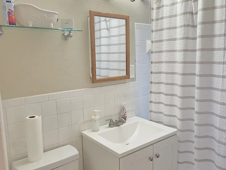 21711 S Lakeshore Blvd — Photo 8