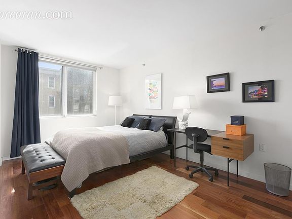 4th image of 609 Myrtle Ave APT 2C