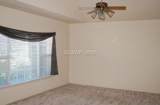 3rd image of 5013 Elm Grove Dr