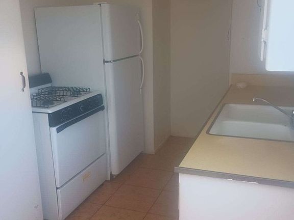 5th image of 13181 Calle Amapola APT 4