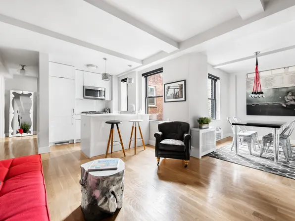 308 West 30th Street image 1 of 15