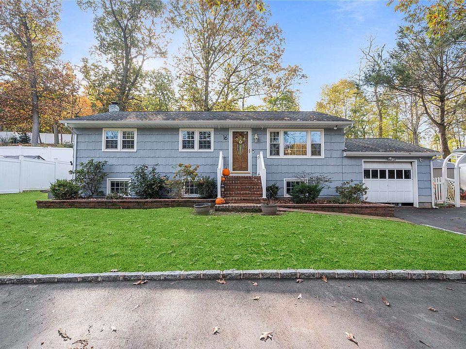 16 Parsonage Road, East Setauket, NY 11733 Zillow