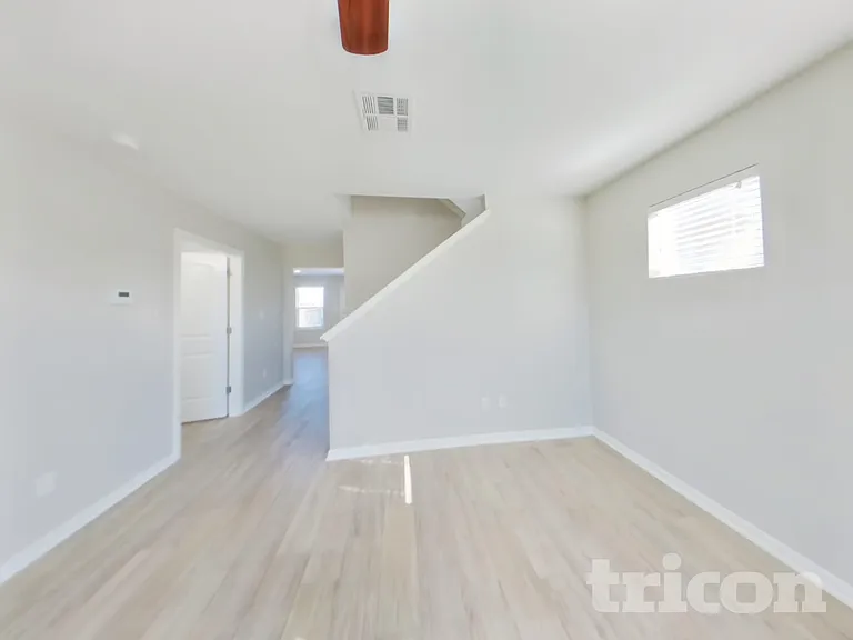 214 Gambel Oak Way — Photo 2