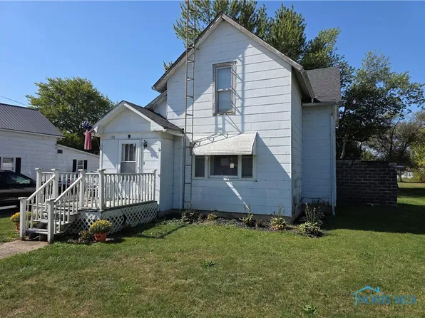 130 S 1st St, Hamler, OH 43524