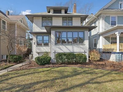 711 Clinton Ave, Oak Park, IL, 60304