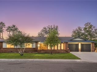 1221 Oak Tree Ln, Las Vegas, NV 89108
