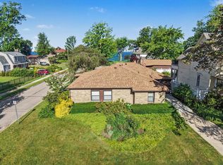 51 Pine St, South Haven, MI 49090
