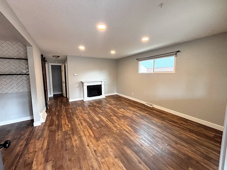 734 Quitman St — Photo 4