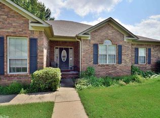 6 Trenton Dr, Greenbrier, AR 72058