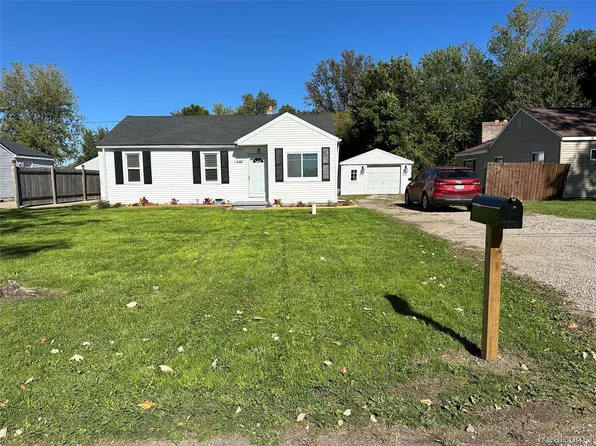 1446 Stephens Ave, Flint, MI 48507