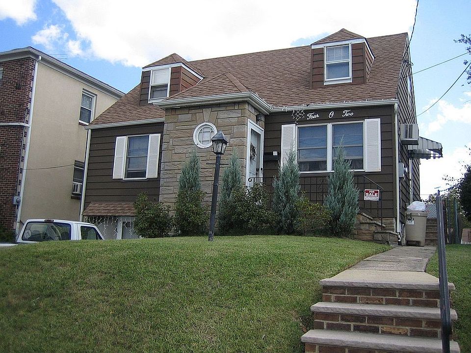 402 FRANKLIN AVENUE
