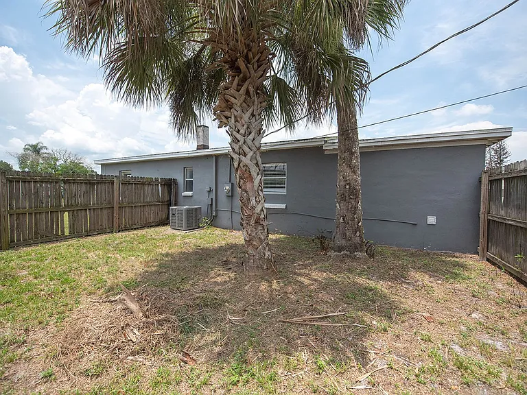 504 N Carolina Ave — Photo 5