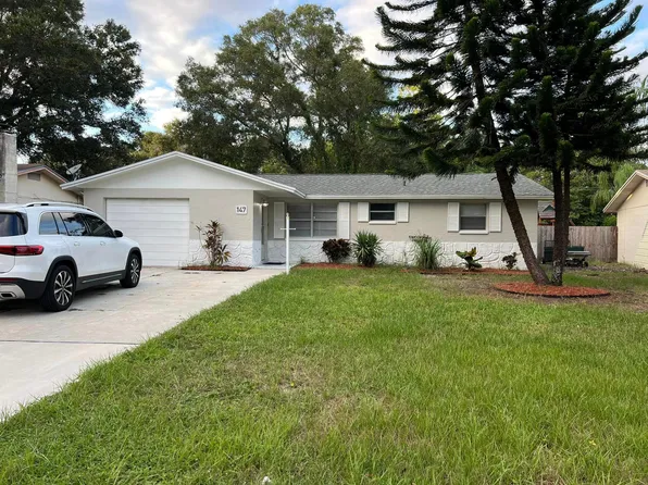 147 10th Ave SW, Largo, FL 33770