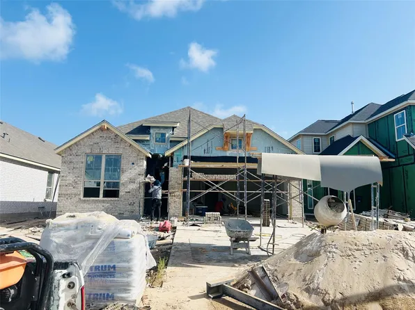 17915 Oakwood Stream Dr, Webster, TX 77598