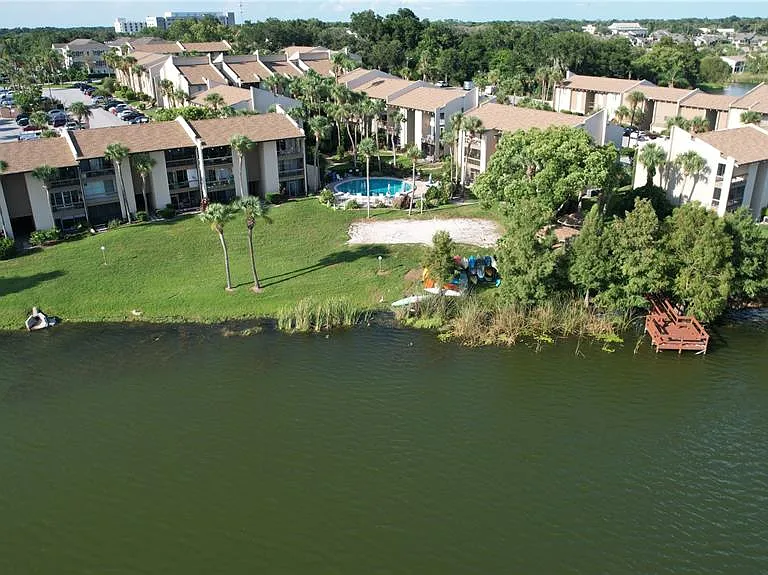 586 Orange Dr #118 — Photo 41