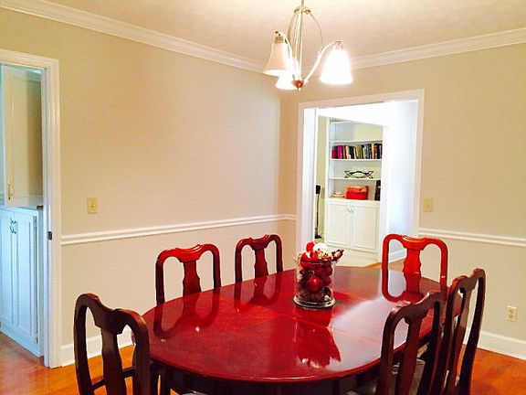 4th image of 2713 Summerfield Pl