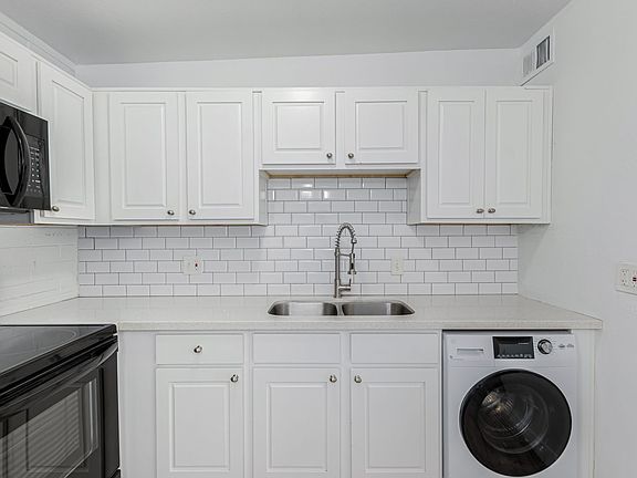 5th image of 2503 E Clarendon Ave #2B-1Ba-800Sqft