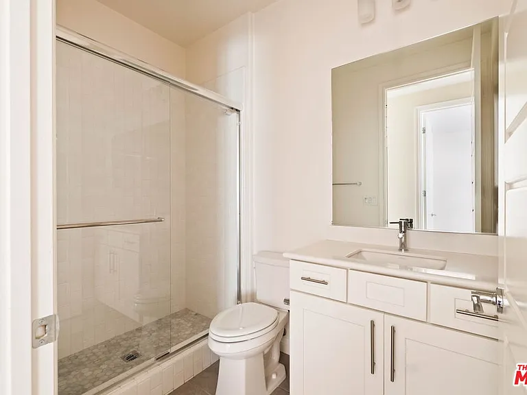 5929 Spelthorne Ln — Photo 22
