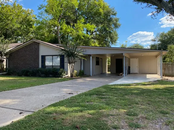 2725 Amy Ln, Tyler, TX 75701