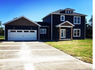 5200 Lopez Dr, Lima, OH 45807