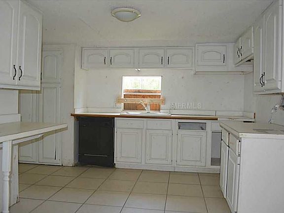 5th image of 8240 Deer Run Dr