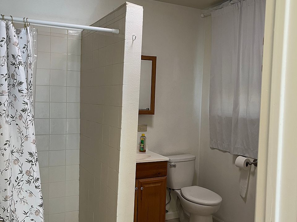 2nd image of 721 Paani St