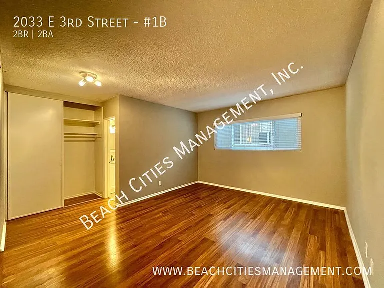 2033 E 3rd St #1B — Photo 31