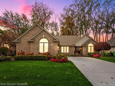 51197 Blackhawk Ln, Macomb, MI, 48042