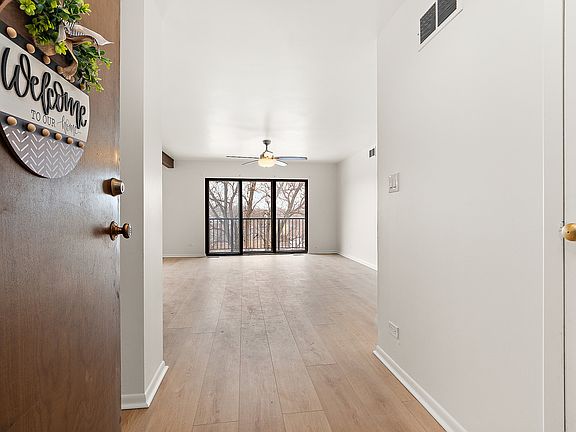 3rd image of 2301 183rd St APT 401