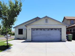 364 W F St, Turlock, CA 95380