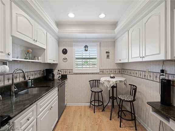 5th image of 1517 Palm Woode Dr