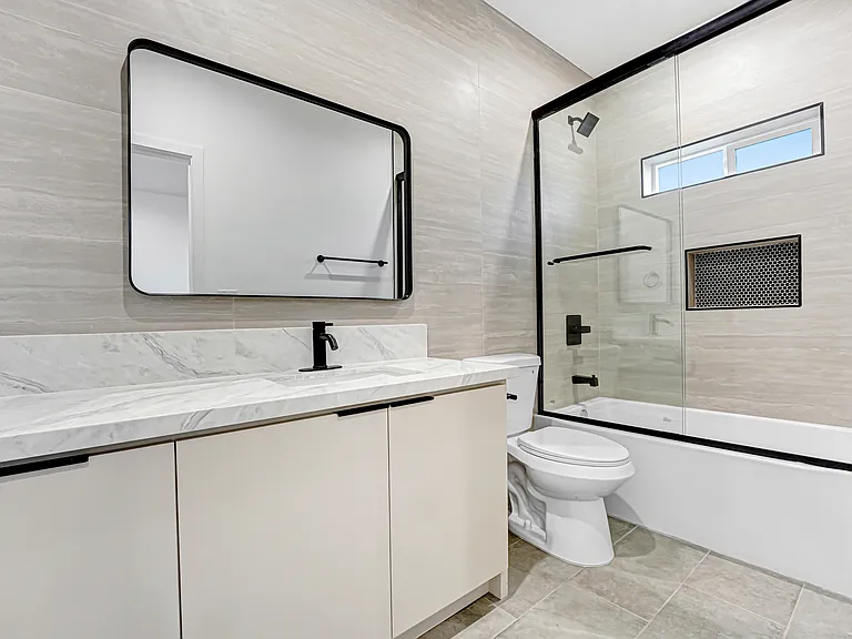 5346-5350 Oakland St — Photo 111
