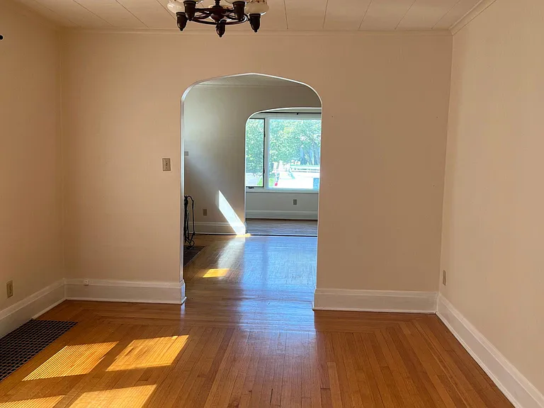 355 Forest Hill Dr #2 — Photo 7