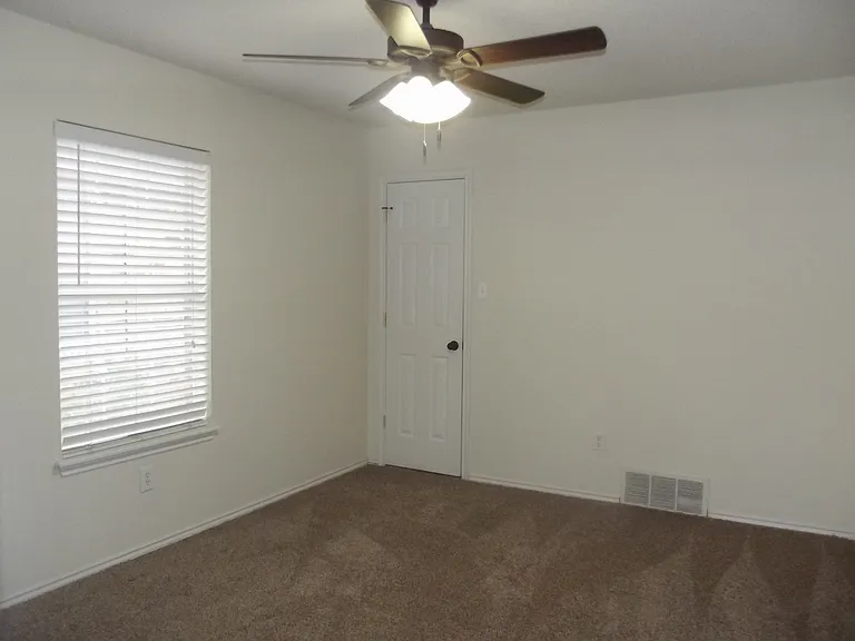 8007 Red Springs Ave — Photo 8