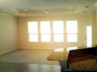 250 Miller Dr, Kingsland, GA 31548